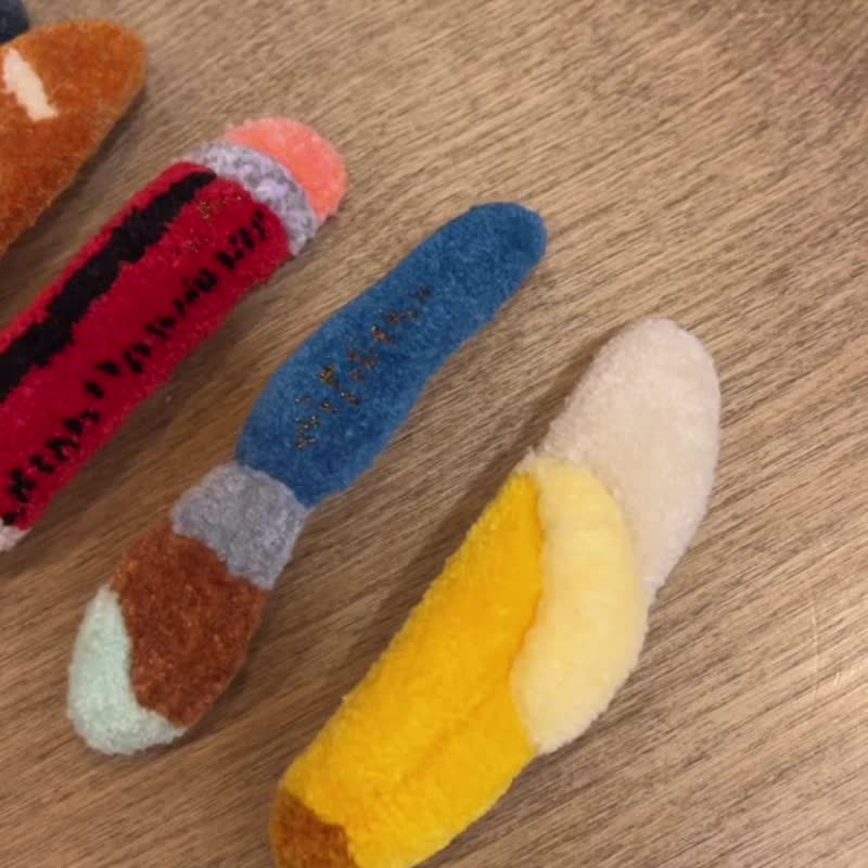 香蕉 法式彈簧夾 文創 頭飾 髮飾 俄羅斯刺繡 戳戳繡 客制化 - 髮夾/髮圈 - 羊毛 黃色