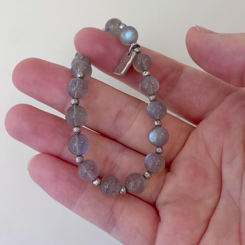 Good quality 6A grade gray moonlight labradorite Stone transparent 8mm bracelet energy Stone to improve anxiety - Bracelets - Crystal Gray