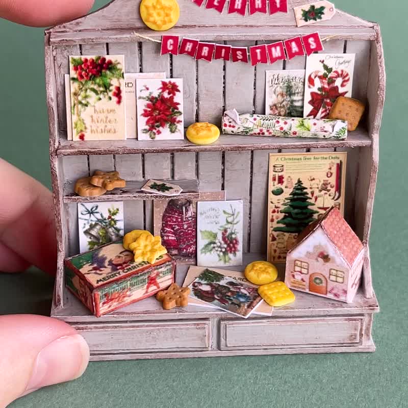 A miniature shelf with Christmas filling, size 1 to 12 - Stuffed Dolls & Figurines - Other Materials Multicolor