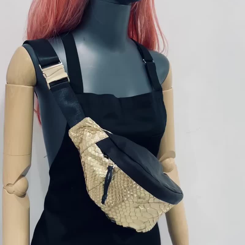 Snakeskin Unisex Fanny Pack Python Leather Waist Bag Golden Snakeskin Belt Bag - 其他 - 真皮 金色