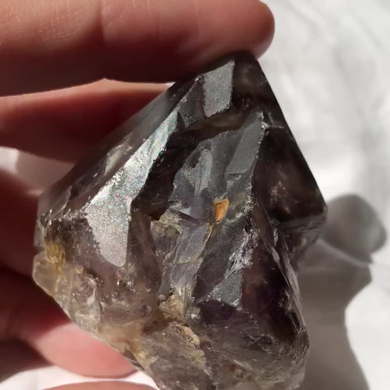 Super Seven Crystal Amethyst Amethyst Raw Stone Castle Backbone Crystal Imprint Ornament Natural Raw Stone - Items for Display - Crystal Purple