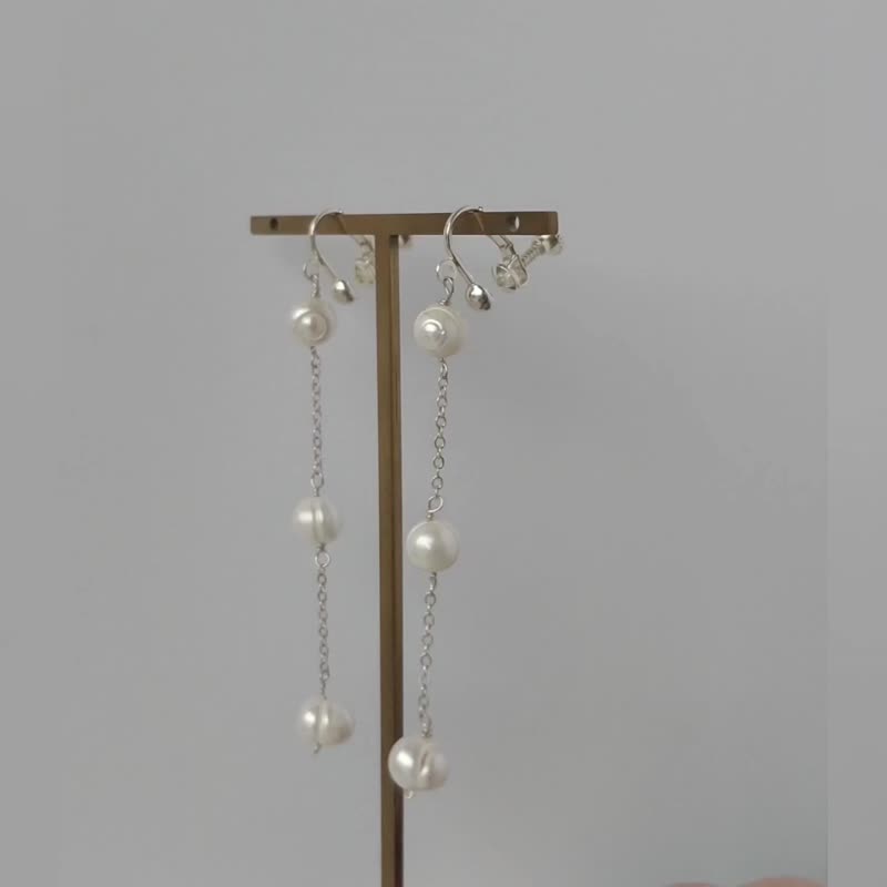 SV925/14KGF LAVA Dainty Pearl Long Earrings (Clip On) - ต่างหู - ไข่มุก ขาว