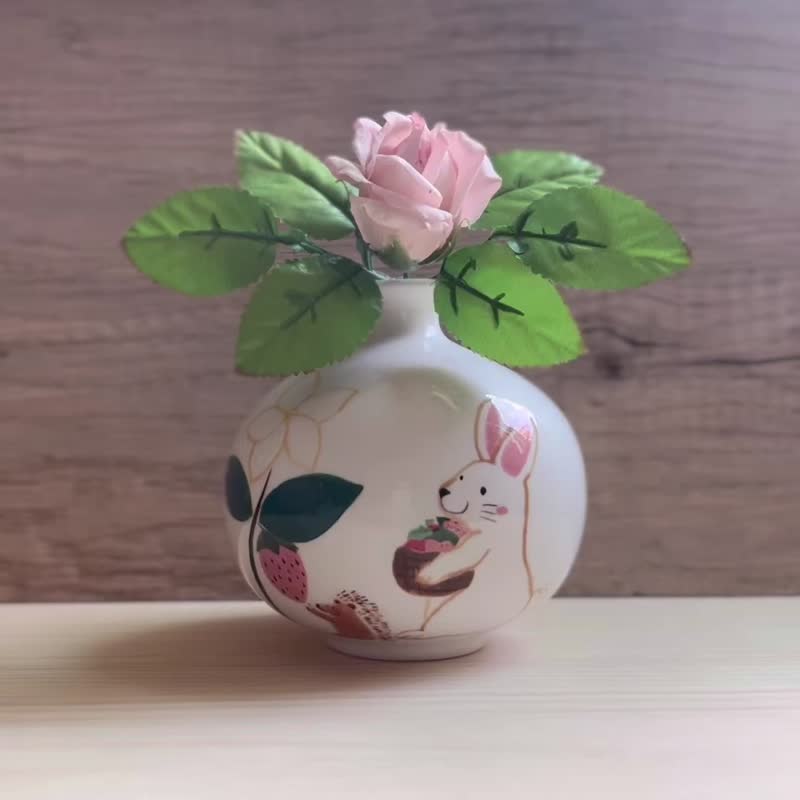 A Lu ウサギと友達のハリネズミ ラウンド セラミック花瓶/ギフト オリジナル手描き 1 つだけ - 花瓶・植木鉢 - 陶器 多色