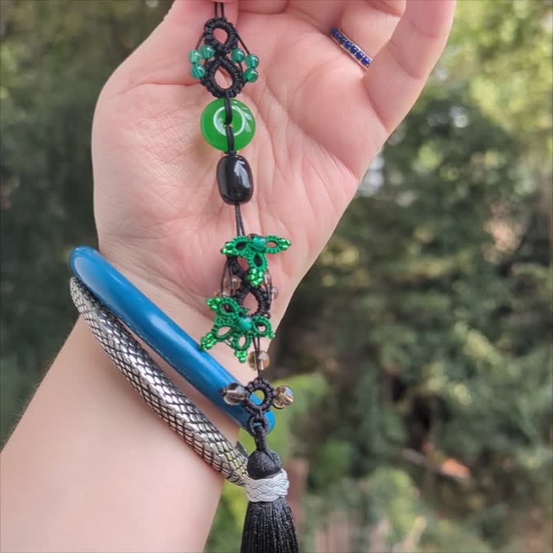 Chinese classical pendant pendant tassel tassel safety buckle black agate knot accessories empty wild bamboo sound - พวงกุญแจ - หยก สีเขียว