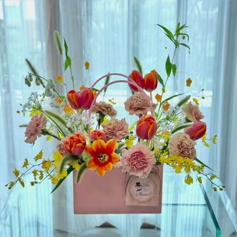 Imported tulip carnation handbag shaped flower box Le Sac à Main en Mai - Plants - Plants & Flowers Orange