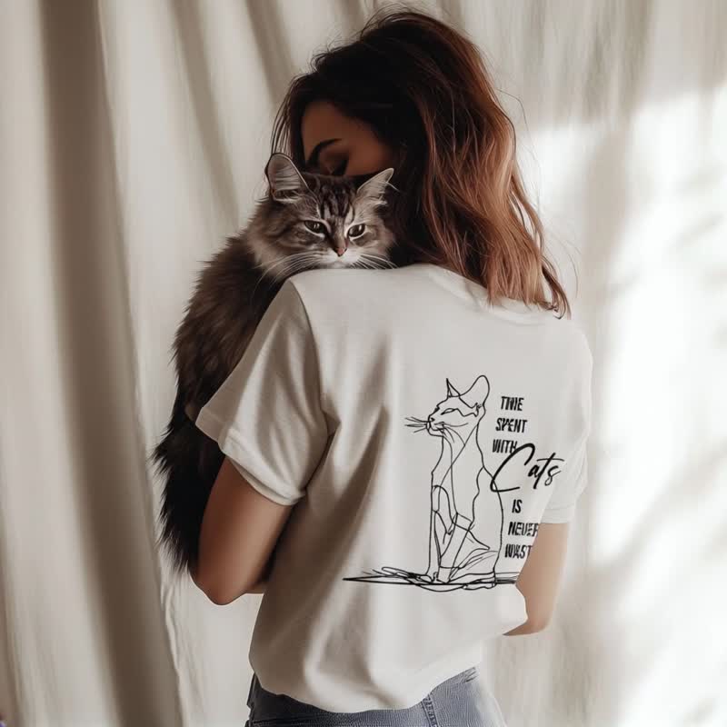 Toby Black TIME WITH CATS เสื้อยืดผ้าฝ้ายแท้ยูนิเซ็กซ์ - เสื้อฮู้ด - ผ้าฝ้าย/ผ้าลินิน สีกากี