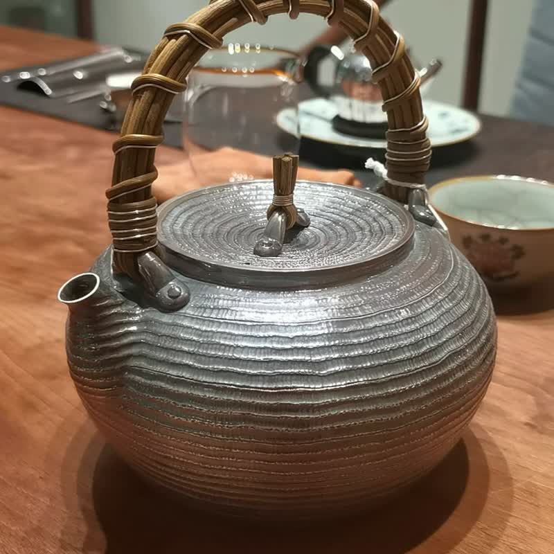 尚幀品 說陶銀壺 純銀湯沸 銀壺純銀9999一張打口打出 1050cc - 茶壺/茶杯/茶具 - 純銀 