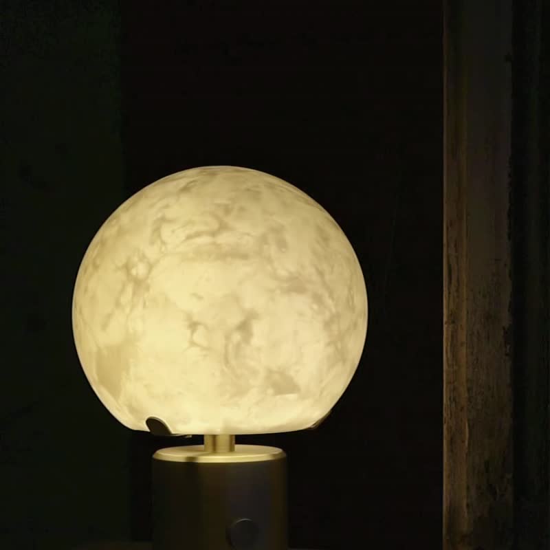 [Larina Moon Full Moon Marble Lamp] High-quality moon lamp table lamp night lamp - Lighting - Other Metals White