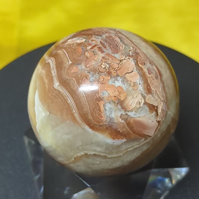 [Auspicious Fortune Qi] Crimson Dantian Qi Gathering Red Dragon Palace Sarira Sphere - Enhances Circulation (50mm/Includes Base) - ของวางตกแต่ง - หิน สีกากี