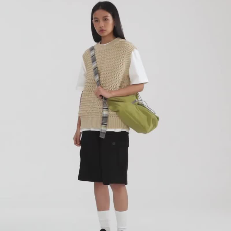 中性民族風格紋背帶 機能設計抽繩側背包 單肩包 - 側背包/斜背包 - 尼龍 多色