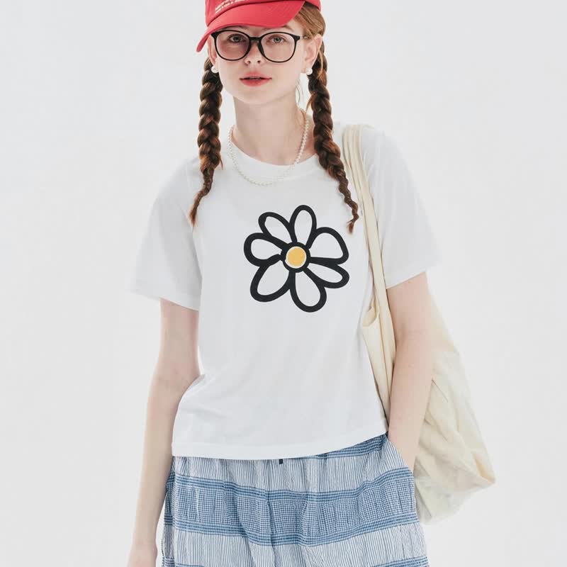 White Daisy Cotton T-shirt / T-shirt - เสื้อยืดผู้หญิง - ผ้าฝ้าย/ผ้าลินิน ขาว