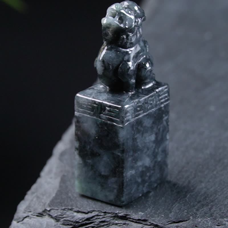 【招財神獸】烏雞翡翠貔貅印章 | 天然緬甸玉翡翠A貨 | 送禮 - 印章/印台 - 玉石 黑色
