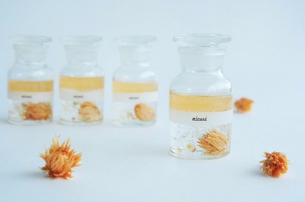 ネロリの香りのアロマボトル・シルバーデージーアプリアプリコット 精油100%　BOTANICAL AROMA BOTTLE
