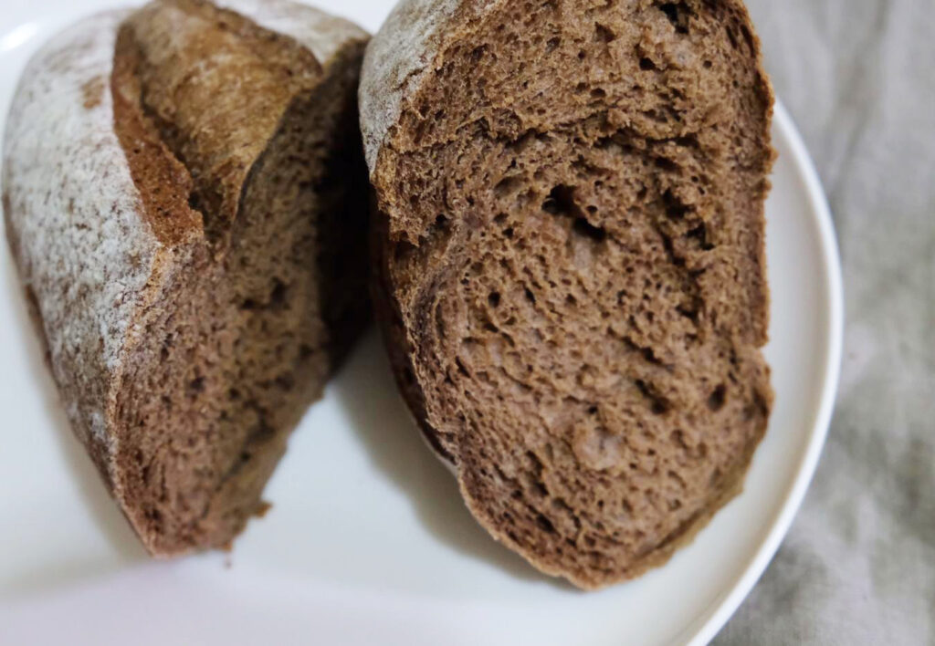 黑麥酸種麵包（小）只售 $28 ，而且口味較大眾化，入門者必試！