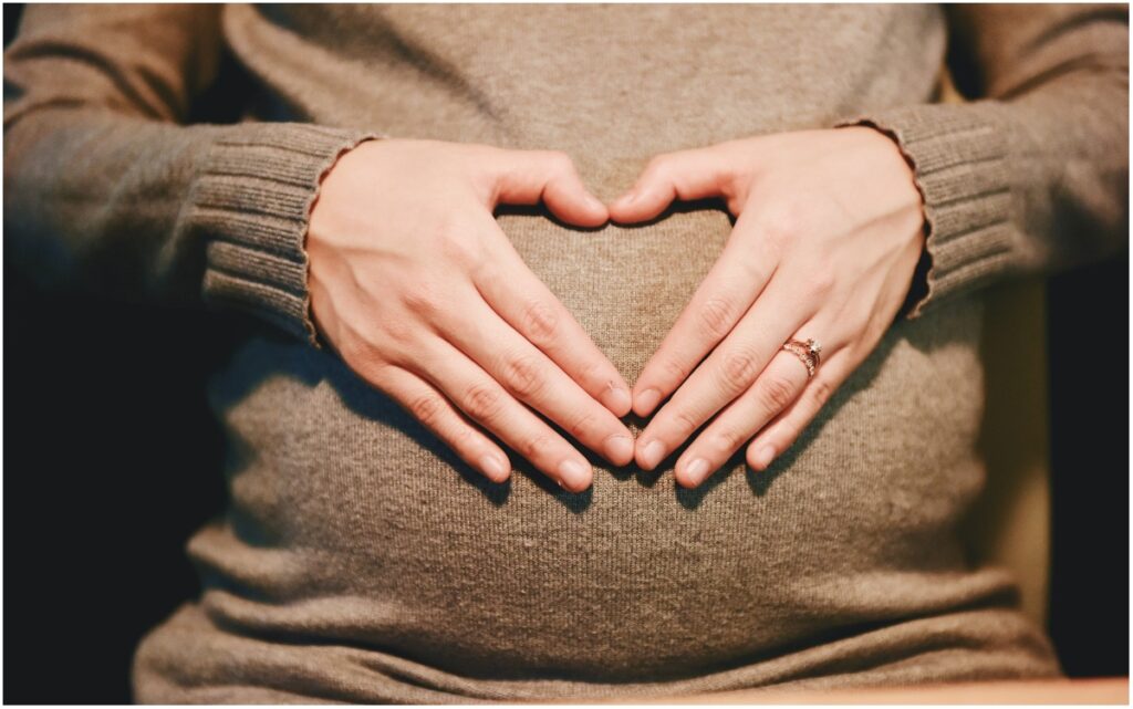 ▲懷孕中的婦女並不適合生酮飲食，以免影響寶寶的成長。（Souse：Rodrigo Flores）