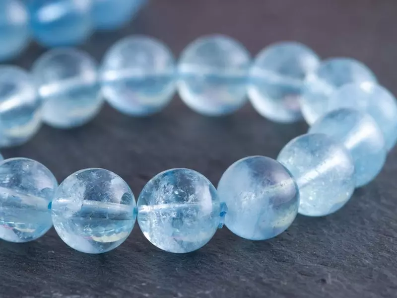 冰種海藍寶的結晶體像冰一樣