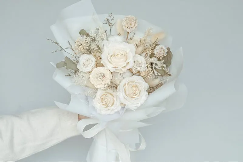 白玫瑰求婚花束
