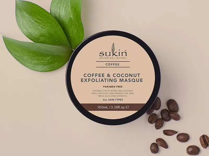 Sukin－咖啡和椰子去角質泥膜