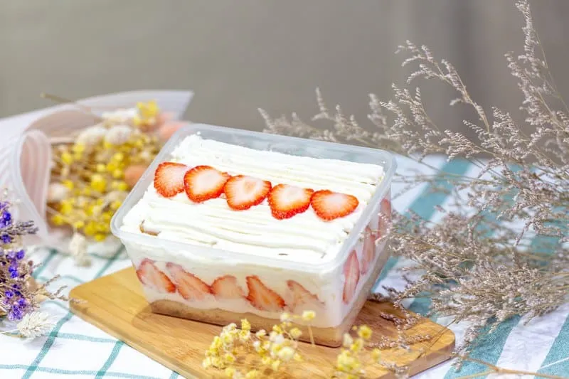 草莓盒子生酮蛋糕