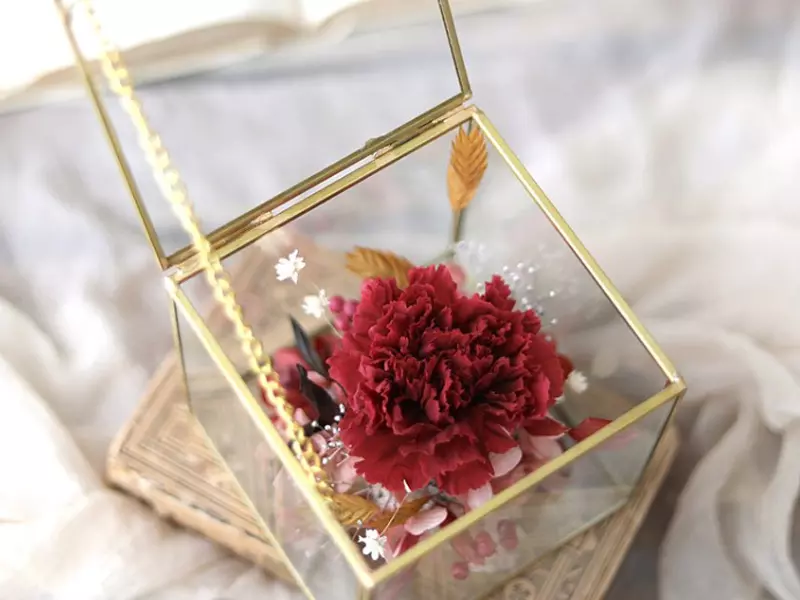 母親節花束：VENUSOFI 維娜索菲 康乃馨珠寶花盒 DIY