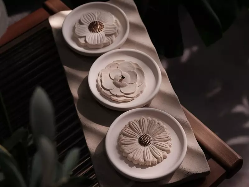 泰國小眾香氛品牌 Tianmimi candles & co 花型香石附香氛精油