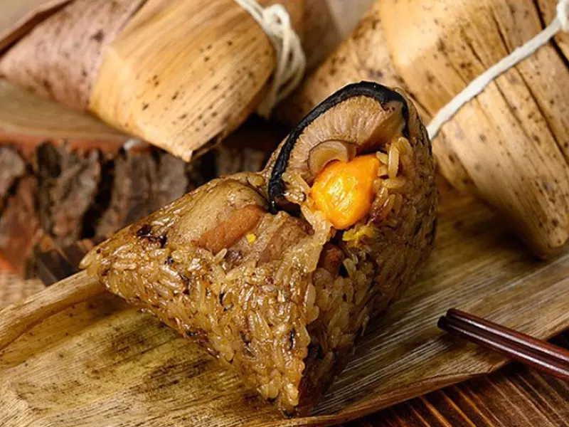 欖菜鮮肉粽